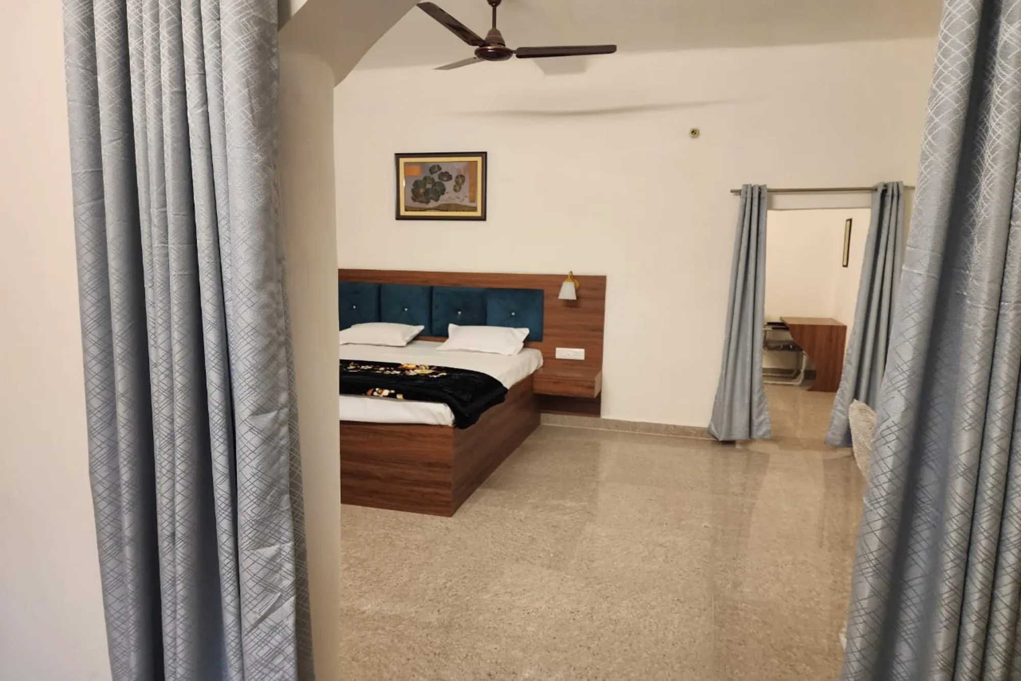 room_image
